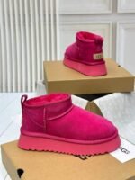 UGGs Shoes pallets - Image 4