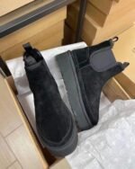 UGGs Shoes pallets - Image 7