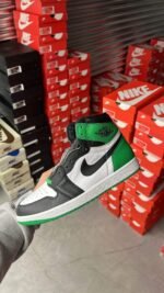 Nike shoes pallet - Image 10