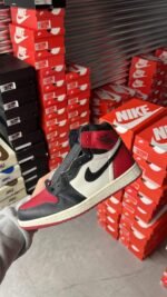 Nike shoes pallet - Image 7