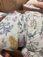 Assorted Bedding: 92 percent Off Original Retail - Image 3