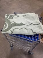 Assorted Bedding: 92 percent Off Original Retail - Image 7