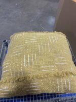 Assorted Bedding: 92 percent Off Original Retail - Image 5