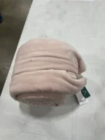 Assorted Bedding: 92 percent Off Original Retail - Image 5