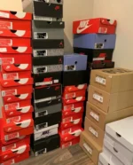 Authentic Nike sneakers pallets - Image 2