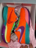 Nike shoes pallets - Image 18