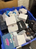 Amazon Small Items 1/2 Pallet - Image 2