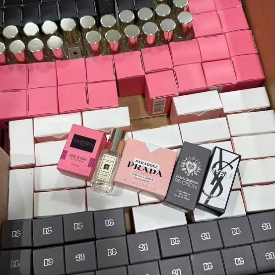 Authentic Mini Perfume Pallets Authentic Mini Perfume Pallets