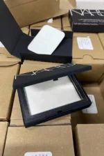 NARS Light Reflecting Pressed Powder - Image 4