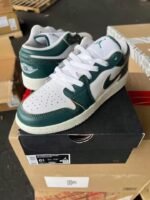 Mixed Sneakers Pallet (200+pairs) - Image 2
